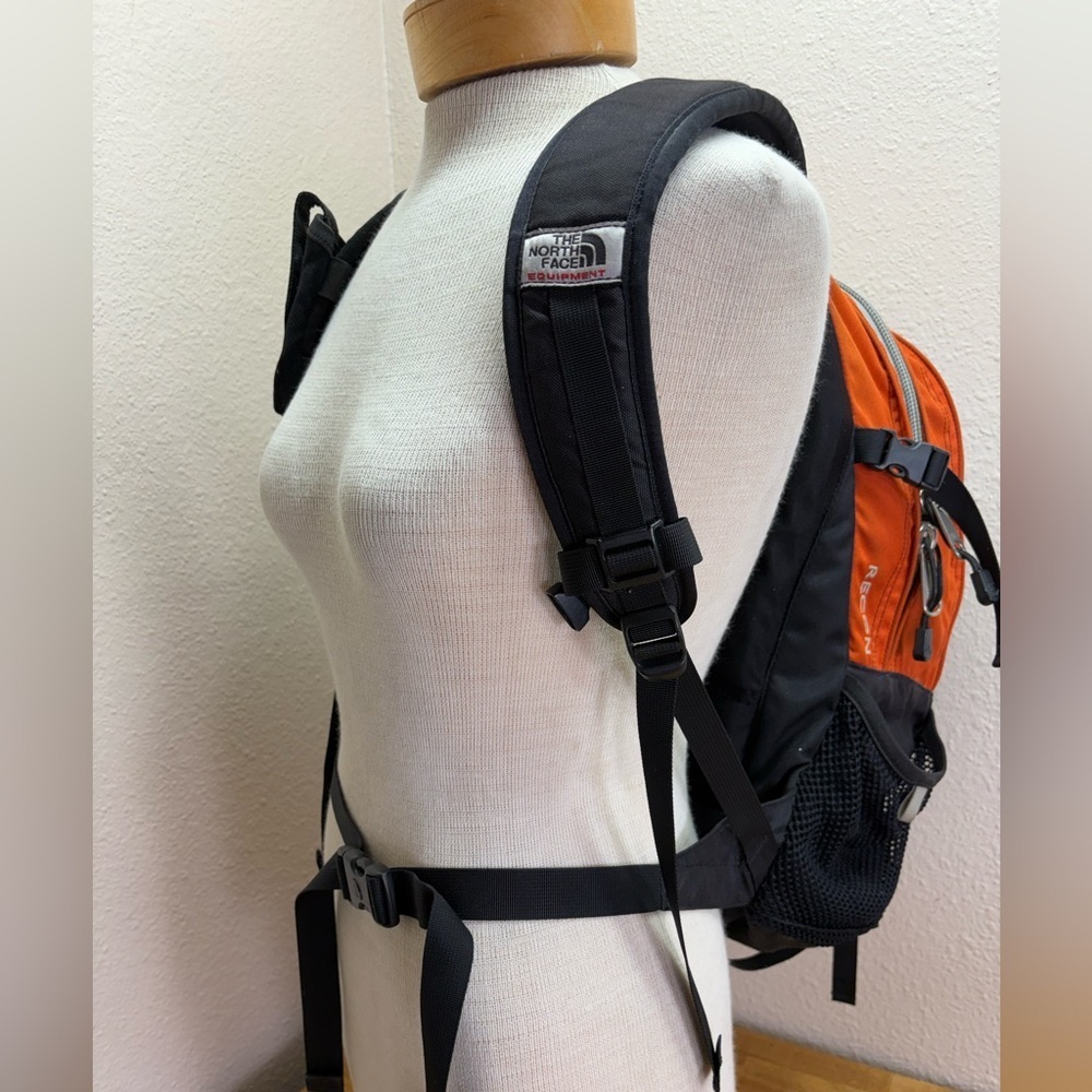 Vintage The North Face Recon Backpack Orange Grey Y2K Equipment Era - Picture 6 of 15